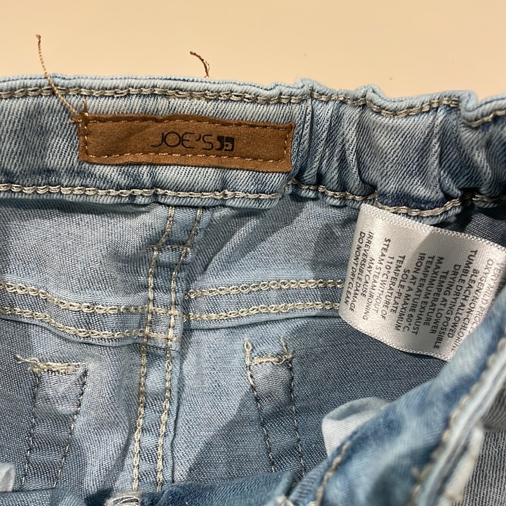 Girl stretch Joe’s jeans with elastic waistband light blue worn once no returns - Picture 3 of 7